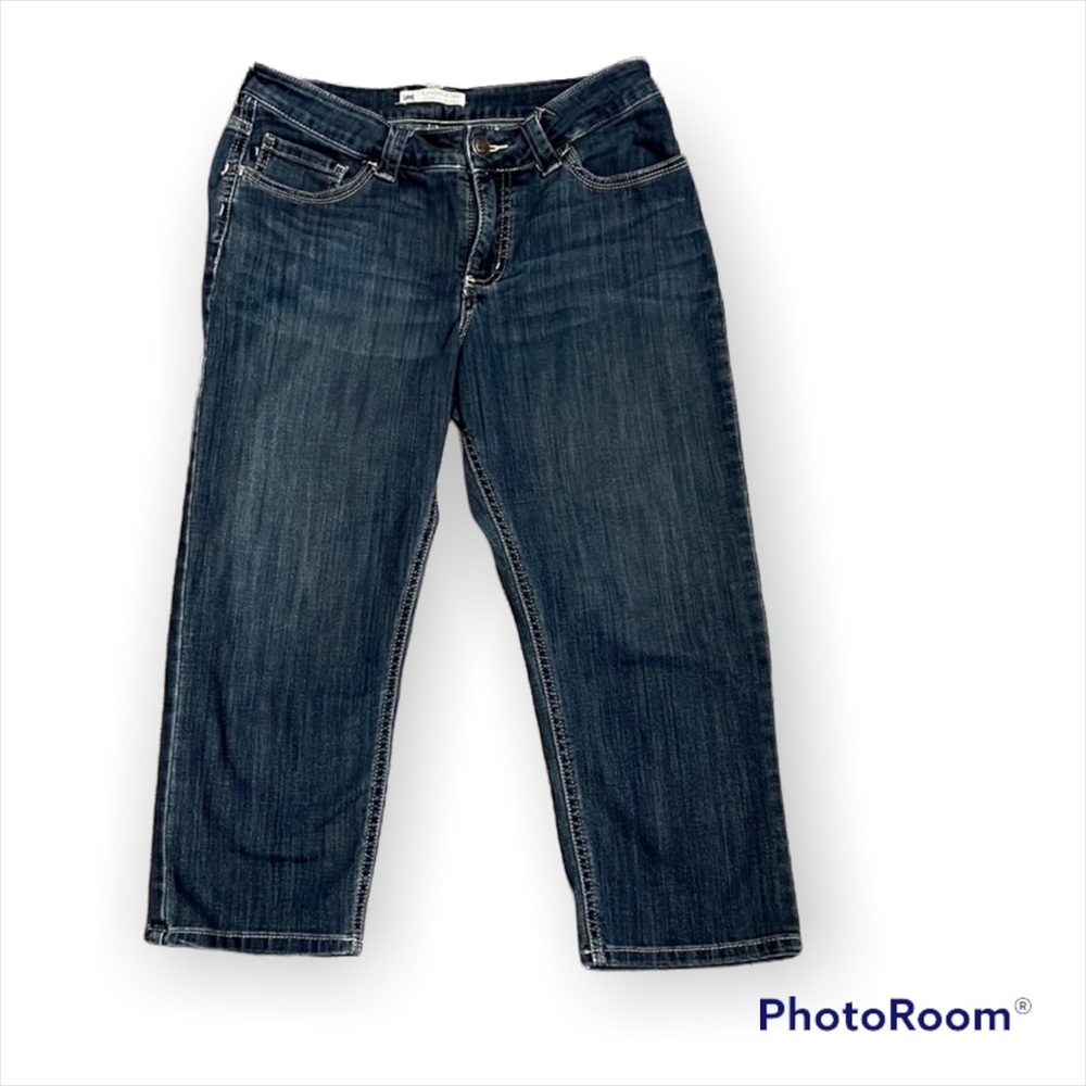 Lee Size 10 Med Slender Secret Lower on Waist Capri Jeans